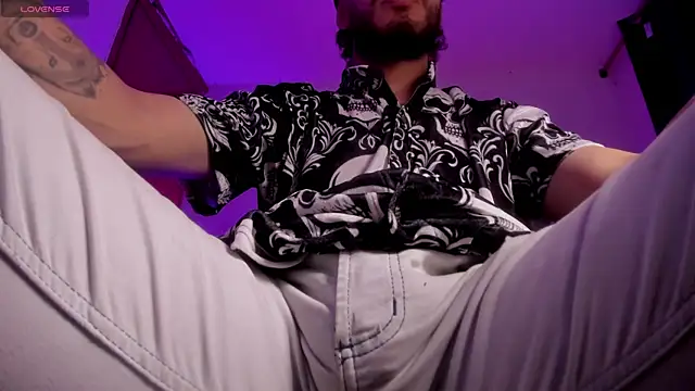 s sven03 online show from 04/21/26, 11:44