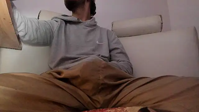 s sven03 online show from 10/11/25, 10:22