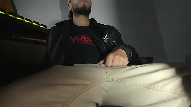 s sven03 online show from 10/25/25, 06:23