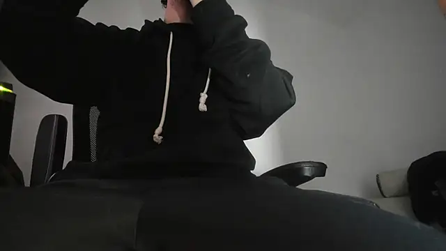 s sven03 online show from 11/13/25, 10:46