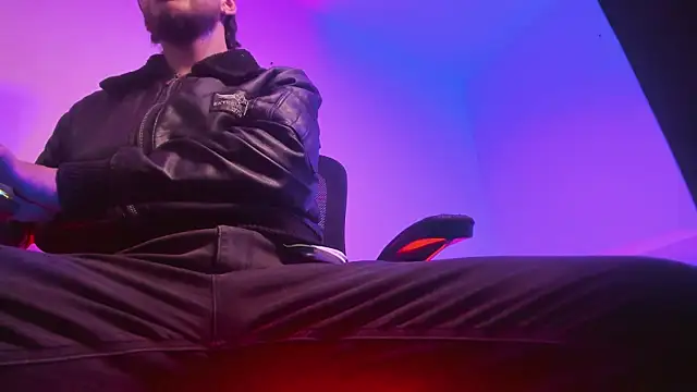 s sven03 online show from 11/27/25, 10:32