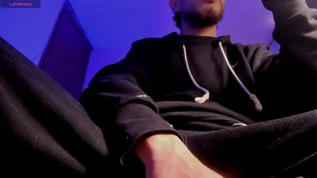 s sven03 online show from 02/26/26, 06:52