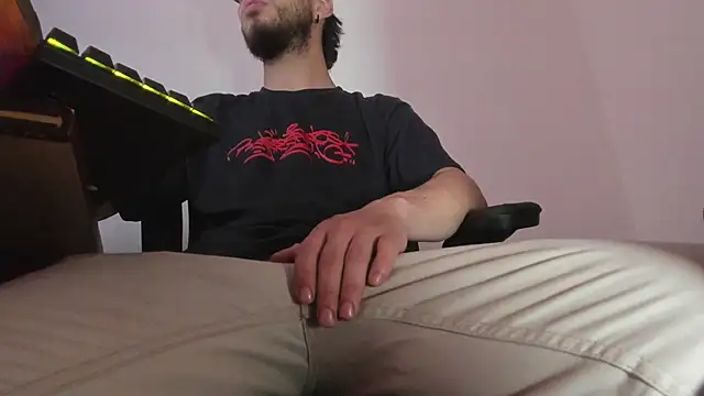 s sven03 online show from 10/25/25, 10:10