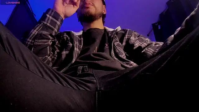 s sven03 online show from 02/24/26, 04:24