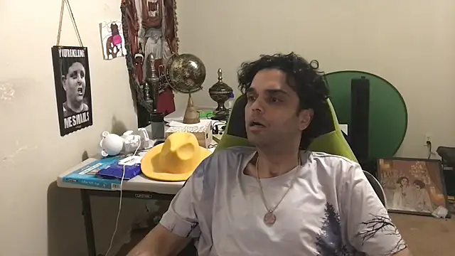 Snapshot of GForceSavage chatting on 11/15/25, 12:58 GForceSavage online show from 11/15/25, 12:58