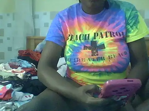 Snapshot of princess-maira chatting on 10/05/25, 05:14 princess-maira online show from 10/05/25, 05:14