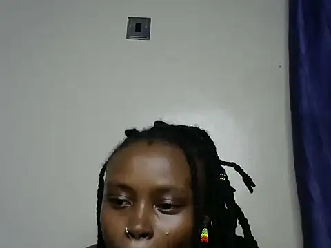 Snapshot of Rasta_tattooed chatting on 09/25/25, 05:41 Rasta tattooed online show from 09/25/25, 05:41