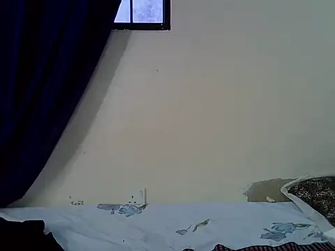 Rasta tattooed online show from 04/14/26, 03:17