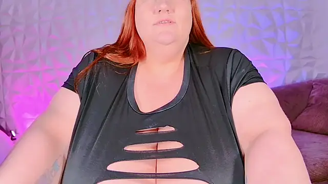 BiggyMelon online show from 11/28/25, 10:54