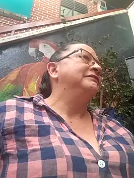 Snapshot of Vivianmature chatting on 09/18/25, 03:59 Vivianmature online show from 09/18/25, 03:59