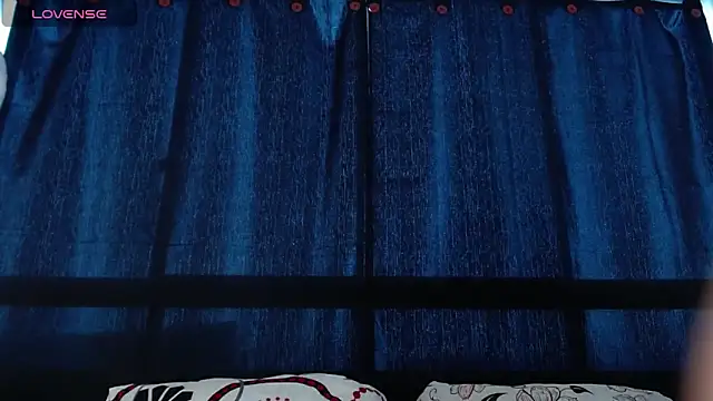 MiaStor online show from 11/28/25, 08:42