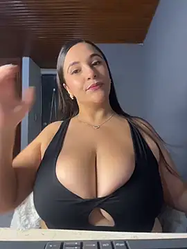 Taylortits online show from 05/04/26, 01:03