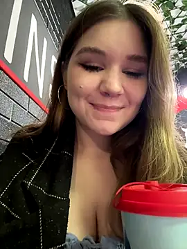 PumaShyXD online show from 11/06/25, 11:03