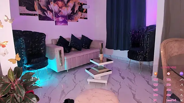 pretty pettite online show from 02/08/25, 11:13