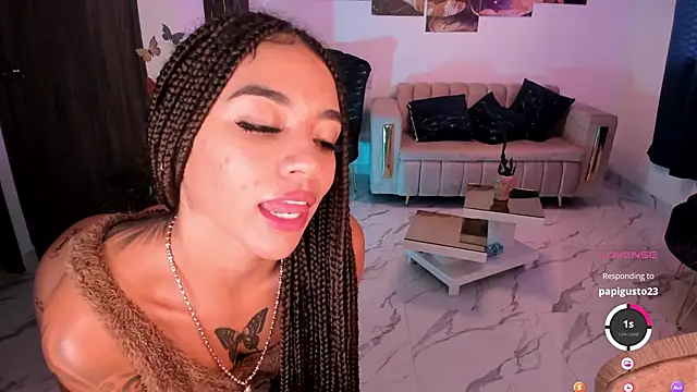 pretty pettite online show from 02/09/25, 08:24