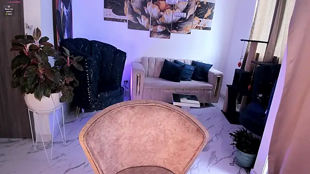 pretty pettite online show from 02/06/26, 07:10