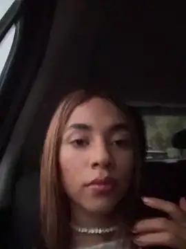 pretty pettite online show from 12/22/25, 11:05