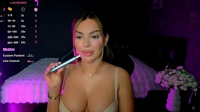 babyleilaa online show from 03/10/26, 09:52