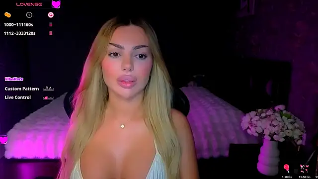 babyleilaa online show from 04/10/26, 08:49