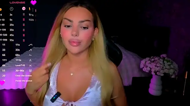 babyleilaa online show from 05/21/26, 07:55