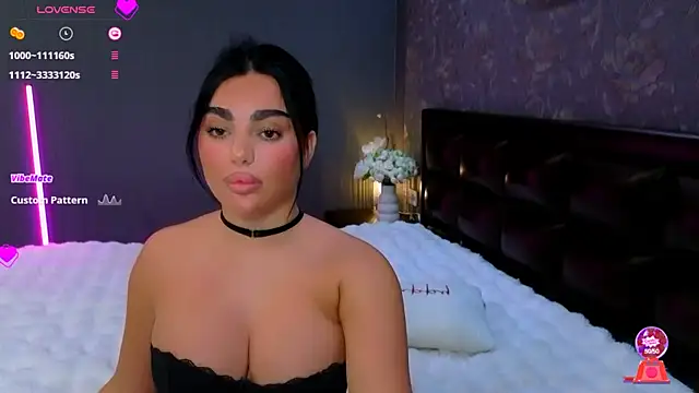 babyleilaa online show from 10/13/25, 07:48