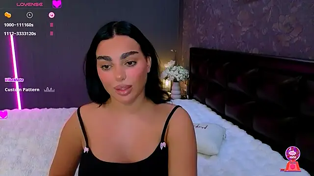 babyleilaa online show from 10/17/25, 07:15