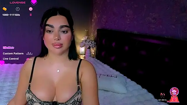 babyleilaa online show from 11/11/25, 10:47