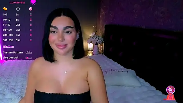 babyleilaa online show from 11/14/25, 10:46