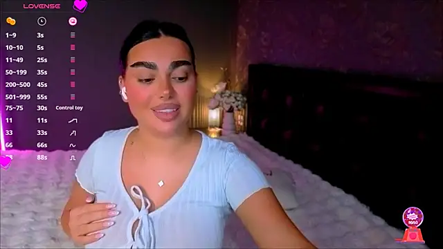 babyleilaa online show from 11/03/25, 10:57