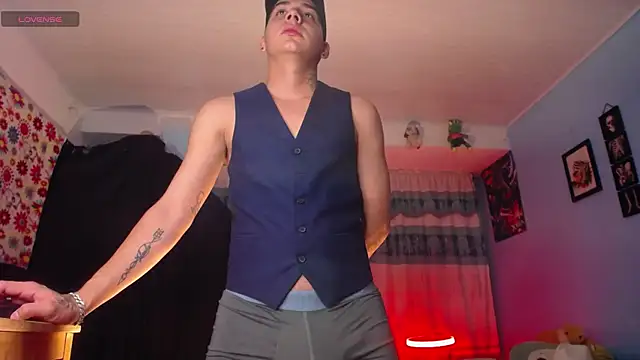 Snapshot of mexican_cum chatting on 05/09/26, 01:42 mexican cum online show from 05/09/26, 01:42