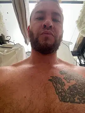 delessandro world online show from 10/24/25, 04:50