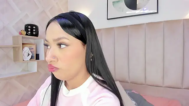 Anniie Queen online show from 04/01/26, 03:08