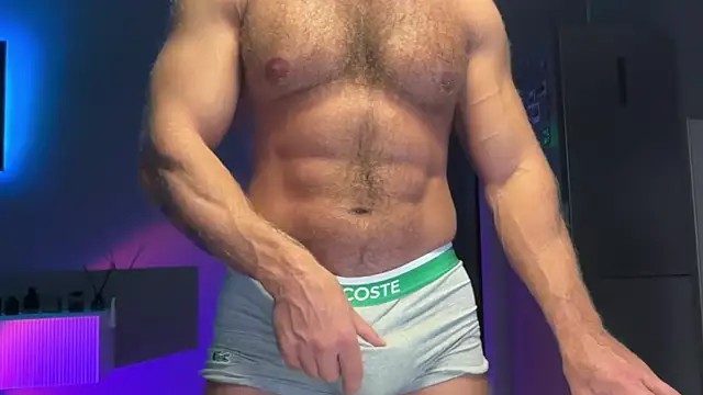 KarlosRichi online show from 12/19/25, 04:05