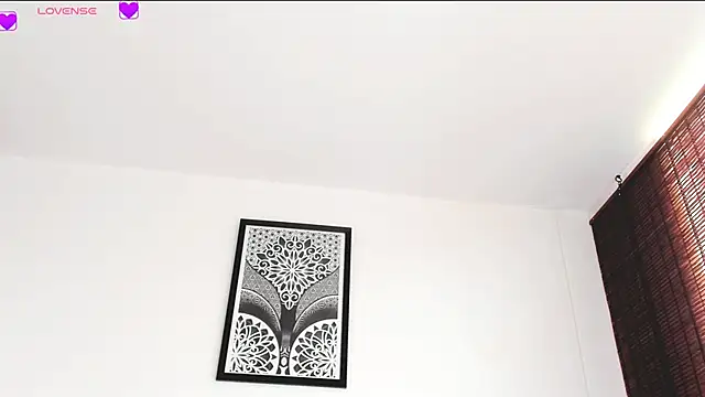 VeronicaTonu online show from 05/23/26, 08:41