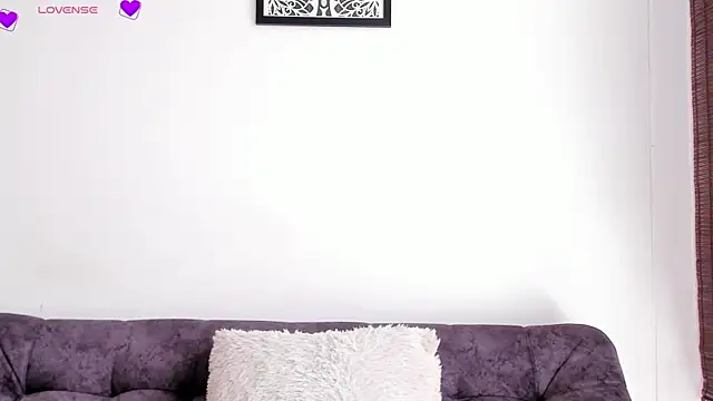 VeronicaTonu online show from 04/05/26, 02:57