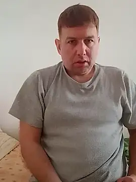 Snapshot of Olandese2682@xh chatting on 04/23/26, 03:46 Olandese2682xh online show from 04/23/26, 03:46