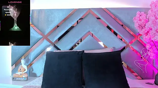 Snapshot of LiaaGenner chatting on 11/15/25, 02:59 LiaaGenner online show from 11/15/25, 02:59