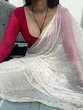 Snapshot of AASHI66 chatting on 03/06/25, 05:22 AASHI66 online show from 03/06/25, 05:22