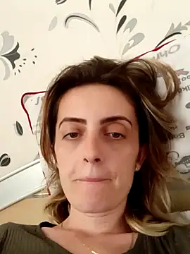 Snapshot of SophyGirl chatting on 02/10/25, 01:22 SophyGirl online show from 02/10/25, 01:22