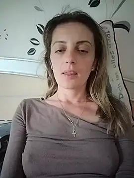 SophyGirl online show from 05/20/26, 01:30