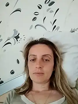 SophyGirl online show from 04/15/26, 12:32