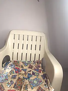 Snapshot of Jessicca_Cum chatting on 09/27/25, 07:42 Jessicca Cum online show from 09/27/25, 07:42