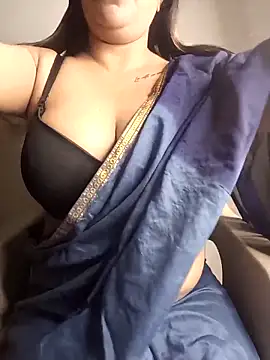 Snapshot of Jessicca_Cum chatting on 11/11/25, 06:47 Jessicca Cum online show from 11/11/25, 06:47