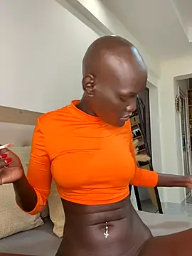 Foxxxyfemale online show from 12/05/25, 07:07