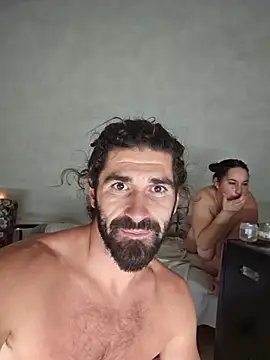 Snapshot of Mariusvidican chatting on 10/29/25, 07:46 Mariusvidican online show from 10/29/25, 07:46