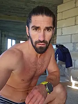 Snapshot of Mariusvidican chatting on 10/17/25, 07:44 Mariusvidican online show from 10/17/25, 07:44