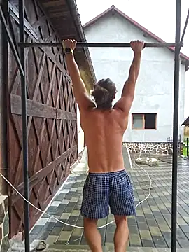 Snapshot of Mariusvidican chatting on 09/11/25, 08:25 Mariusvidican online show from 09/11/25, 08:25