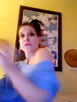 michele462 online show from 12/15/25, 07:47