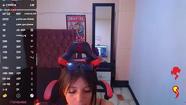 Snapshot of angelie_3 chatting on 02/09/25, 04:18 angelie 3 online show from 02/09/25, 04:18