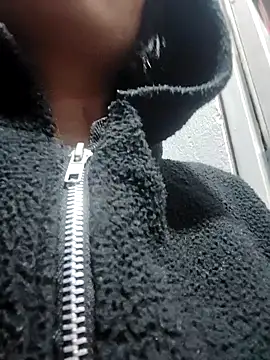 Snapshot of angelie_3 chatting on 10/13/25, 03:08 angelie 3 online show from 10/13/25, 03:08